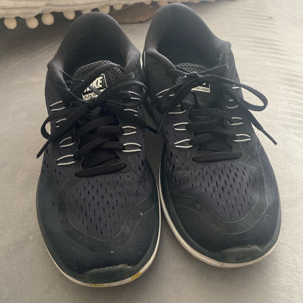 Women’s Nike 9.5